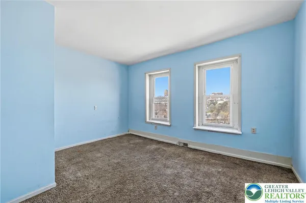$179,900 | 518 Auburn Street, Allentown, PA 18103