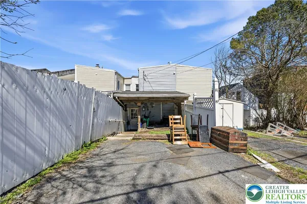 $179,900 | 518 Auburn Street, Allentown, PA 18103