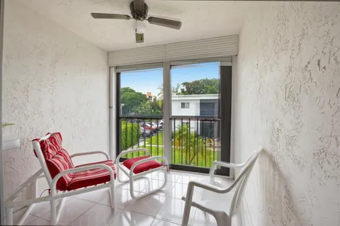 $125,000 | 14898 Wedgefield Drive, Unit 208, Delray Beach, FL 33446