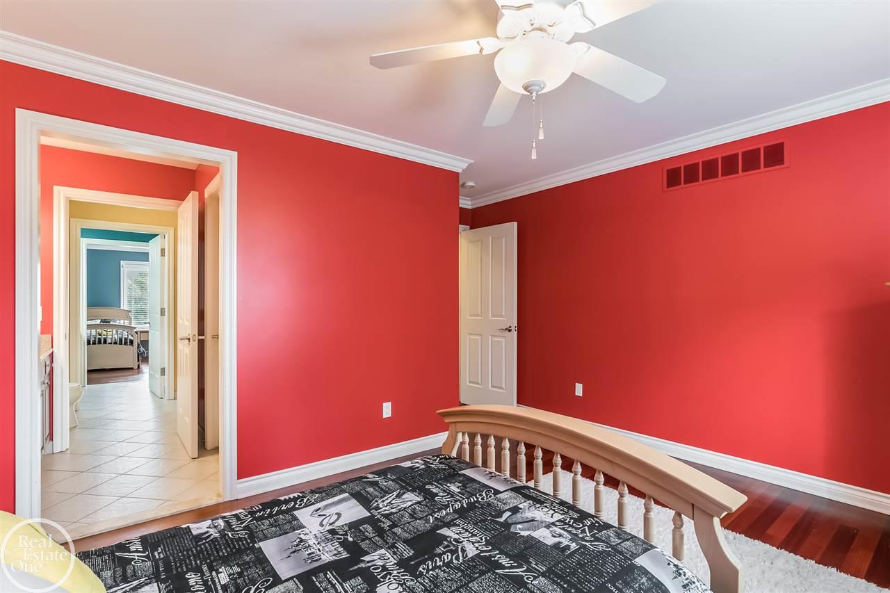 895 Quarry Drive Rochester Hills, MI 48306 - Photo 31 of 49