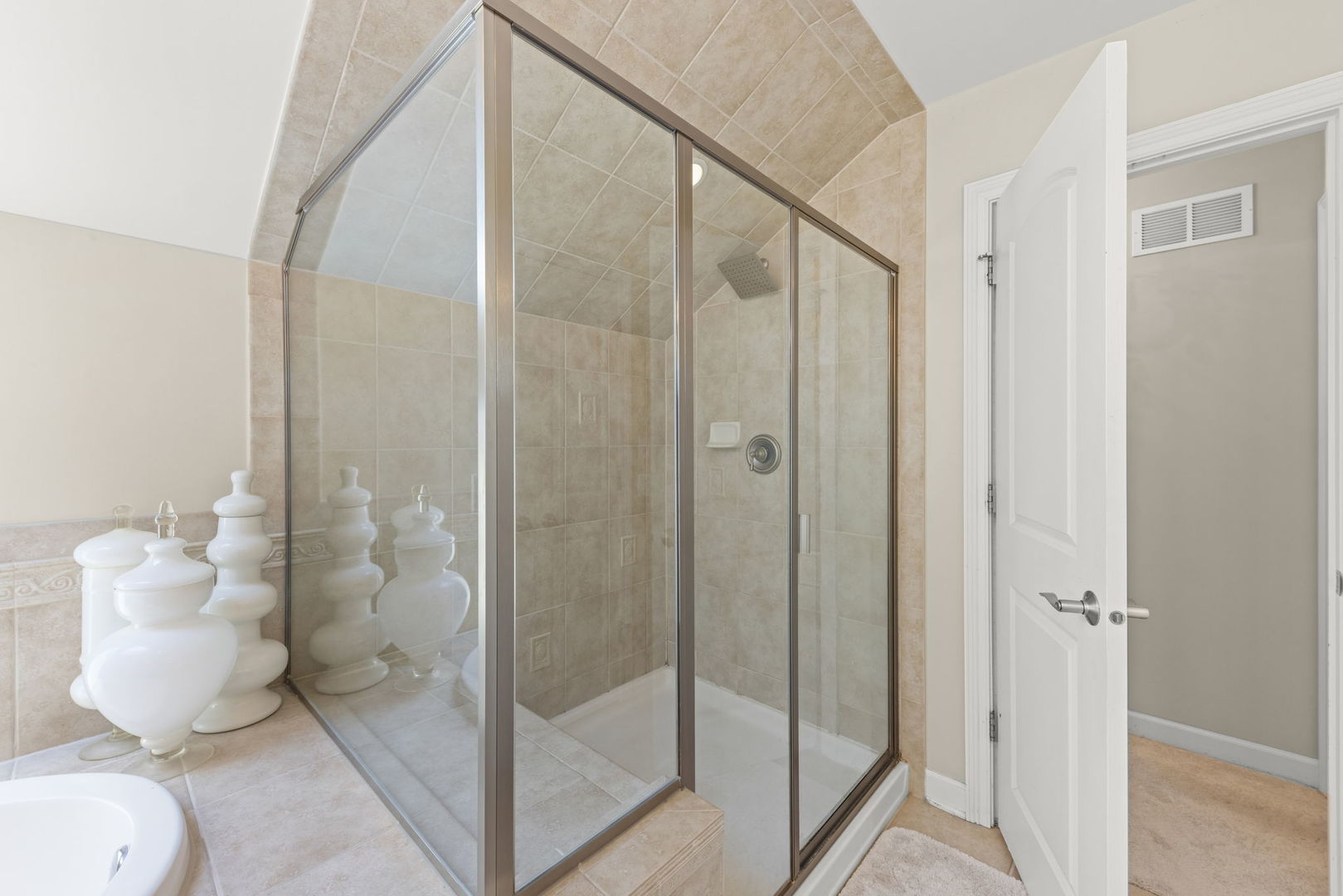 4544 Corktree Road Naperville, IL 60564 - Photo 23 of 68