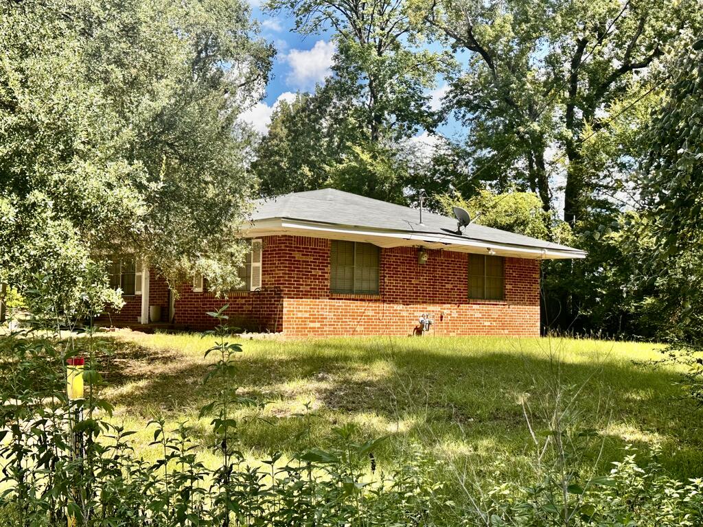 426 West Point Tap Road Palestine, TX 75801 - Photo 3 of 11 Gallery Image 3