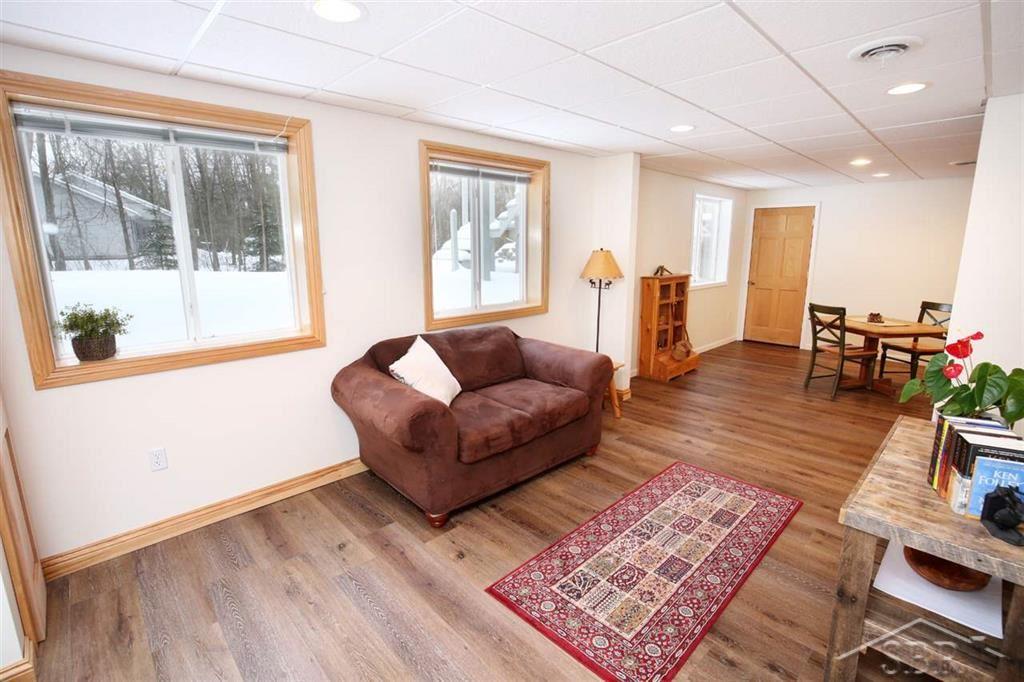 747 East Monroe Road Midland, MI 48642 - Photo 22 of 34 50004501-21.JPG