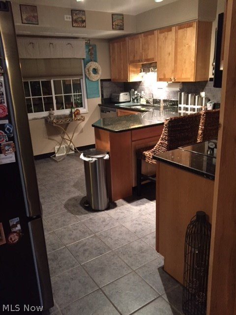 15913 Munn Road Cleveland, OH 44111 - Photo 4 of 31 Gallery Image 4
