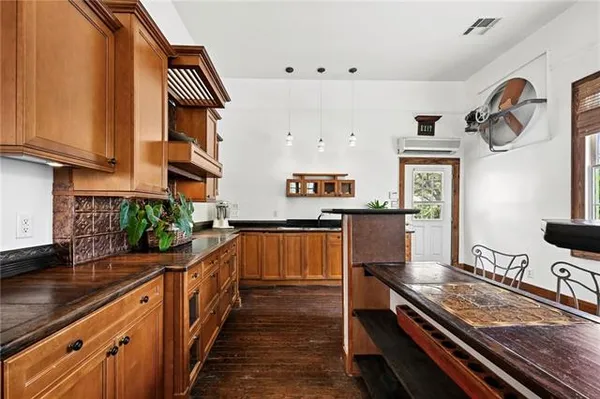 $780,000 | 71667 Leveson Street, Abita Springs, LA 70420