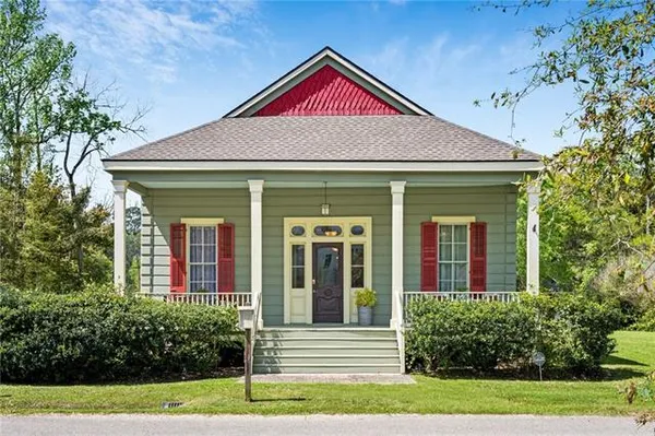 $780,000 | 71667 Leveson Street, Abita Springs, LA 70420