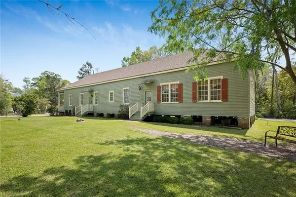 $780,000 | 71667 Leveson Street, Abita Springs, LA 70420