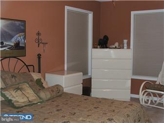142 Wyndmoor Road Springfield, PA 19064 - Photo 9 of 12 a bathroom with a sink and a mirror