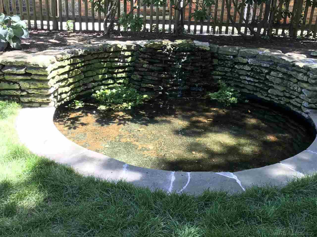 121 Merriweather Road Grosse Pointe, MI 48236 - Photo 17 of 21 31352855-16.JPG