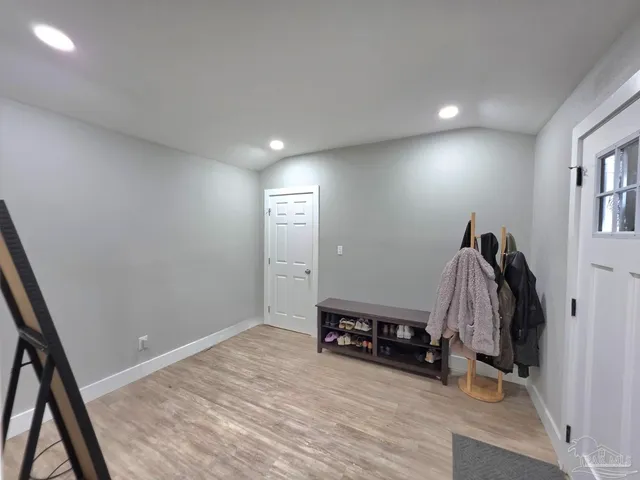 $1,700 | 18 Milton Road, Pensacola, FL 32507