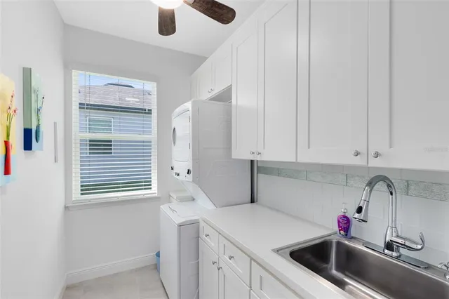 $585,000 | 2090 Standing Rock Circle, Oakland, FL 34787