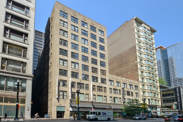20 North State Street, Unit 1009 Chicago, IL 60602 - Photo 1 of 12