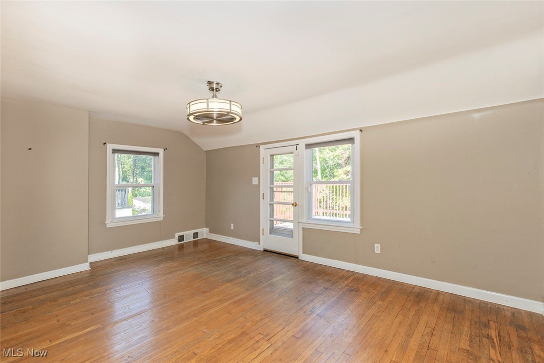 3511 Randolph Road Cleveland, OH 44121 - Photo 25 of 50