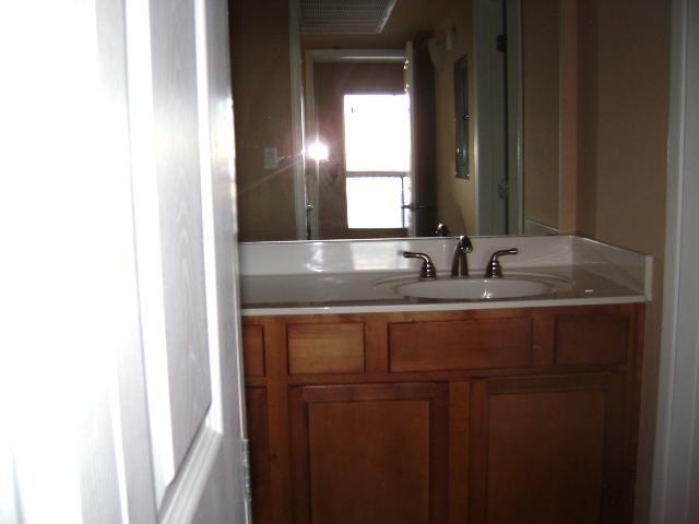 2625 East Indian School Road, Unit 102 Phoenix, AZ 85016 - Photo 4 of 6 bath