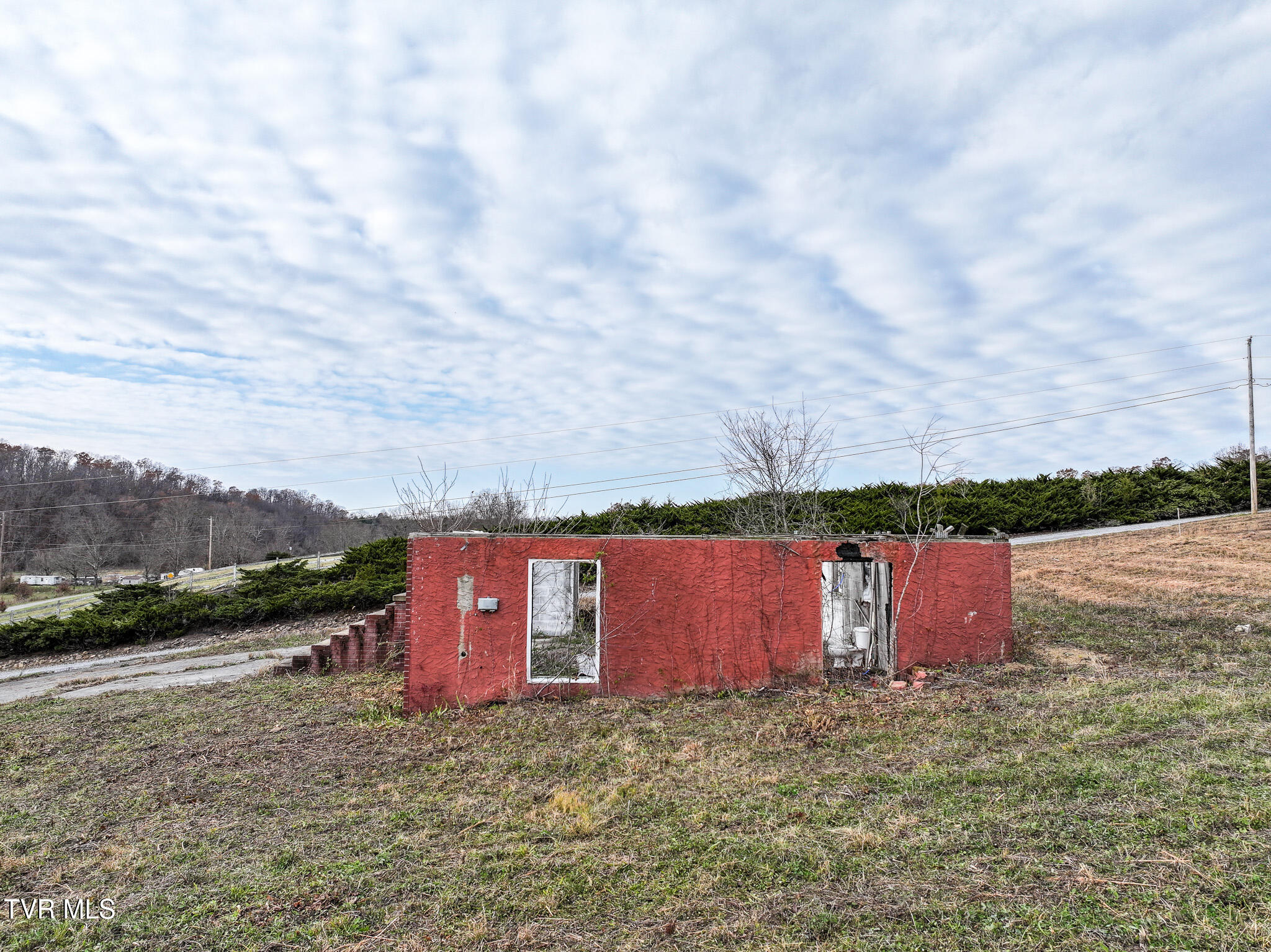 280 Roaring Fork Road, Unit 5 Greeneville, TN 37745 - Photo 18 of 27 DJI_20241205055940_0935_D