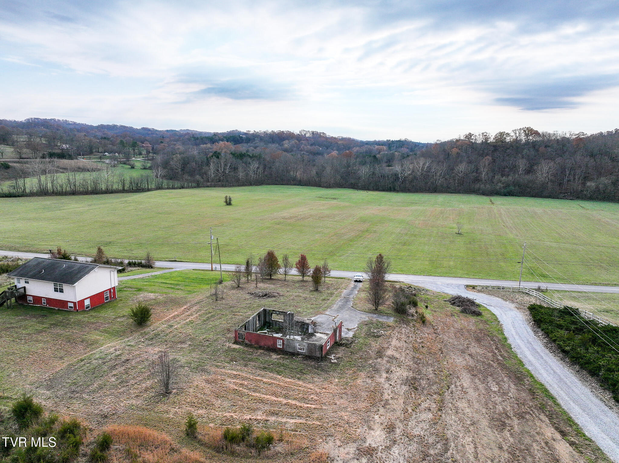 280 Roaring Fork Road, Unit 5 Greeneville, TN 37745 - Photo 6 of 27 DJI_20241205055612_0917_D