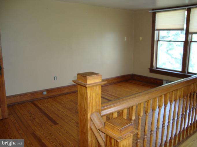2287 Mullinix Mill Road Mount Airy, MD 21771 - Photo 10 of 28 Sitting Room Entering Second Level