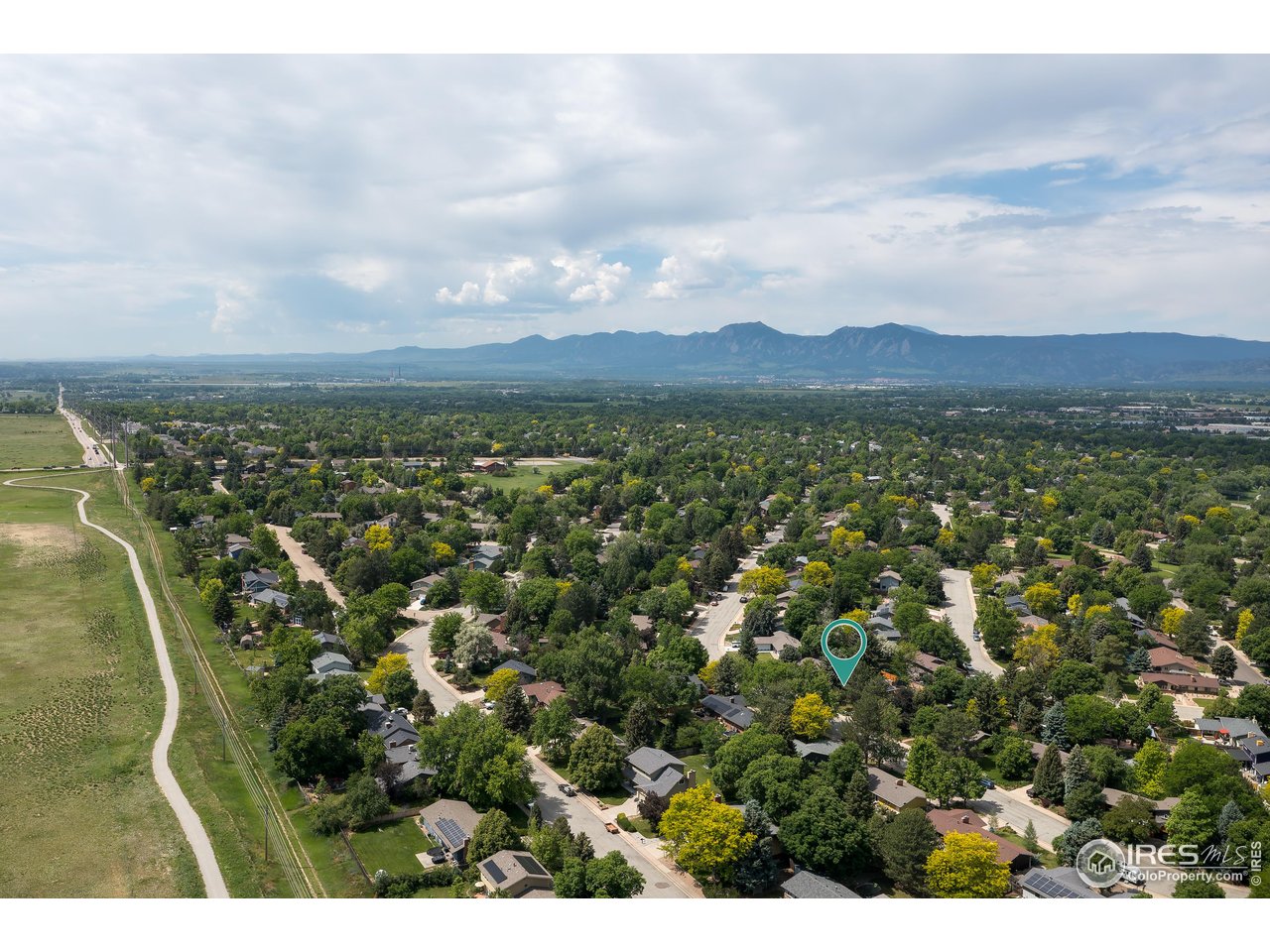 7459 Mt Meeker Road Longmont, CO 80503 - Photo 31 of 37 Minutes to LOBO bike trial!