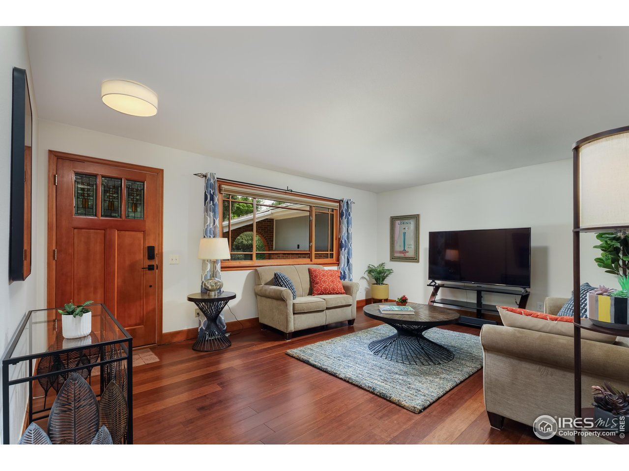 7459 Mt Meeker Road Longmont, CO 80503 - Photo 7 of 37 Living room.