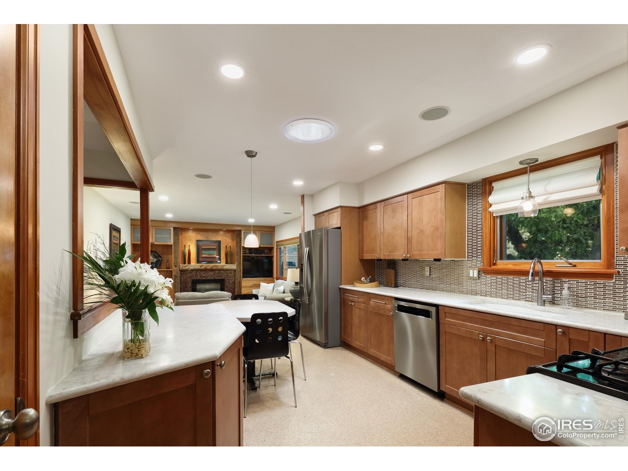 7459 Mt Meeker Road Longmont, CO 80503 - Photo 10 of 37 Updated kitchen.