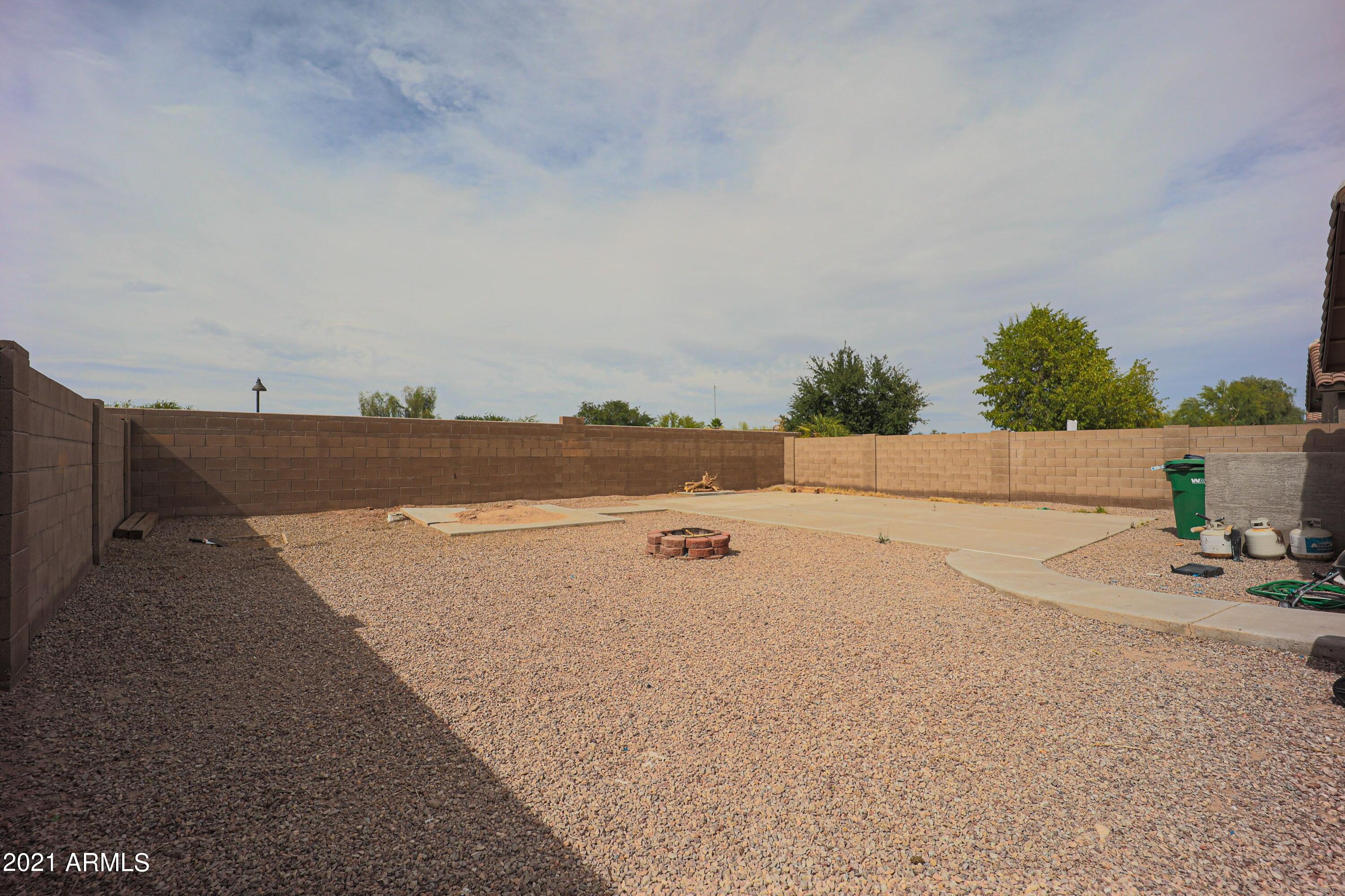42364 West Venture Road Maricopa, AZ 85138 - Photo 23 of 25 backyard 1