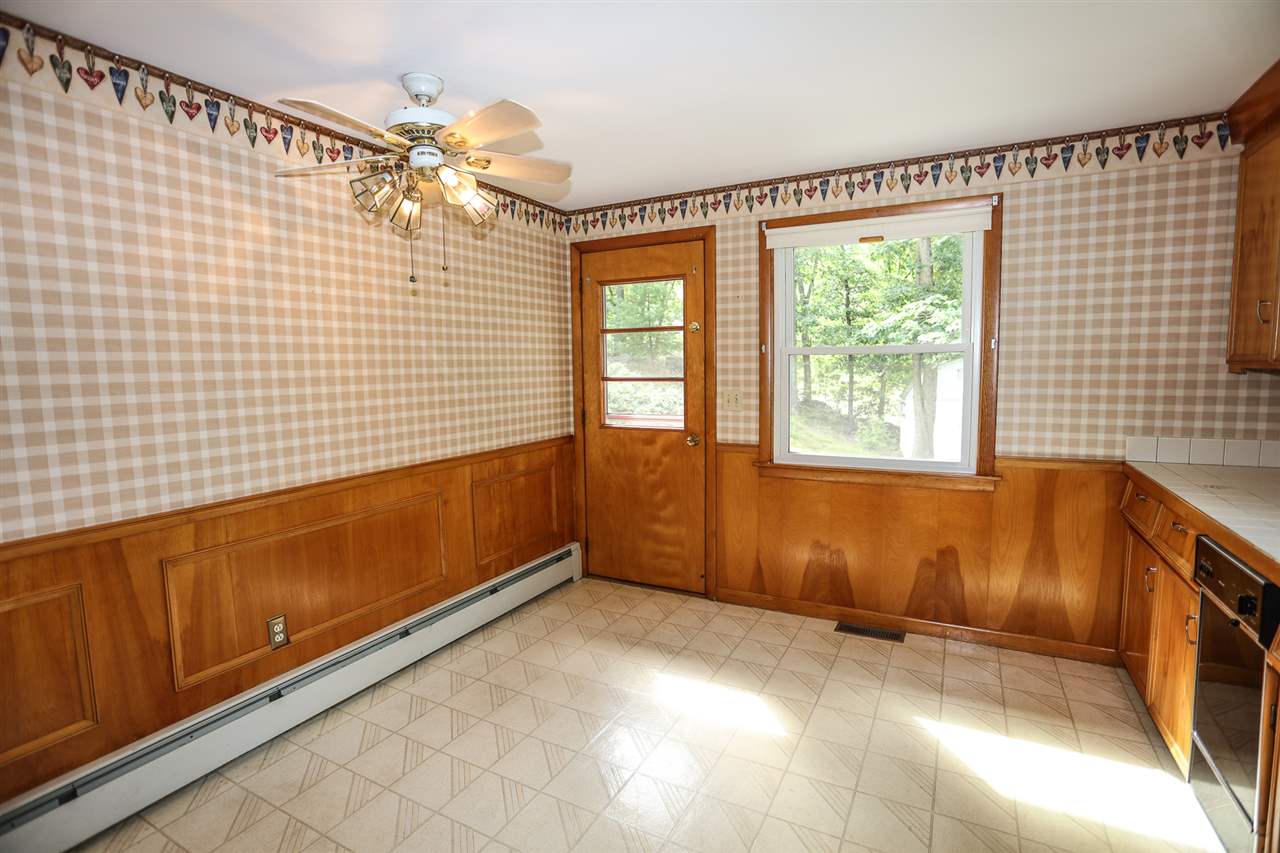 196 Back River Road Bedford, NH 03110 - Photo 24 of 38 Gallery Image 24