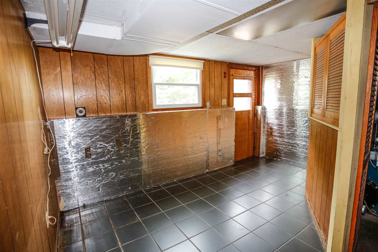 196 Back River Road Bedford, NH 03110 - Photo 25 of 38 Gallery Image 25