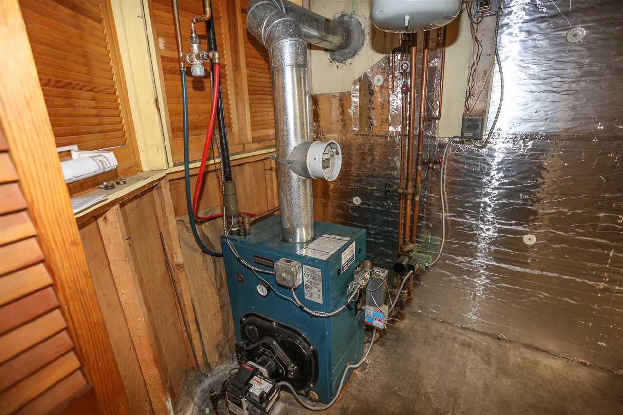 196 Back River Road Bedford, NH 03110 - Photo 26 of 38 Gallery Image 26