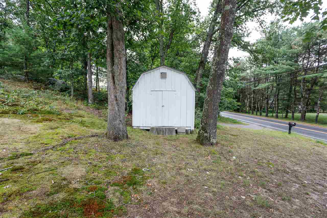 196 Back River Road Bedford, NH 03110 - Photo 5 of 38 Gallery Image 5
