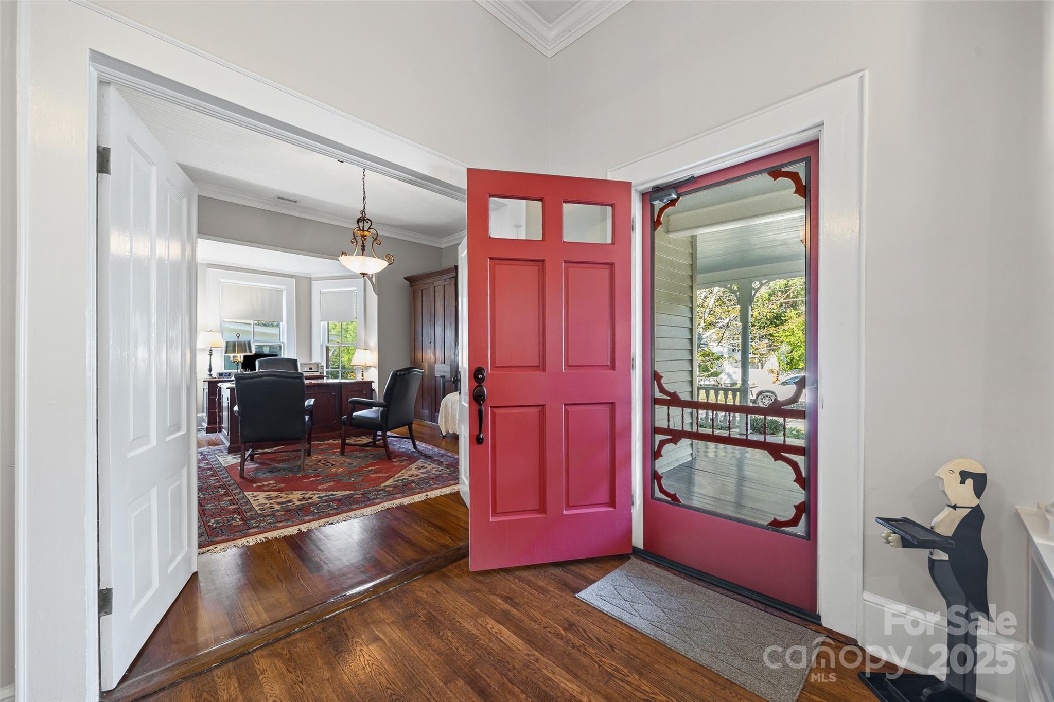 12 Wright Avenue York, SC 29745 - Photo 4 of 29 a living room with furniture