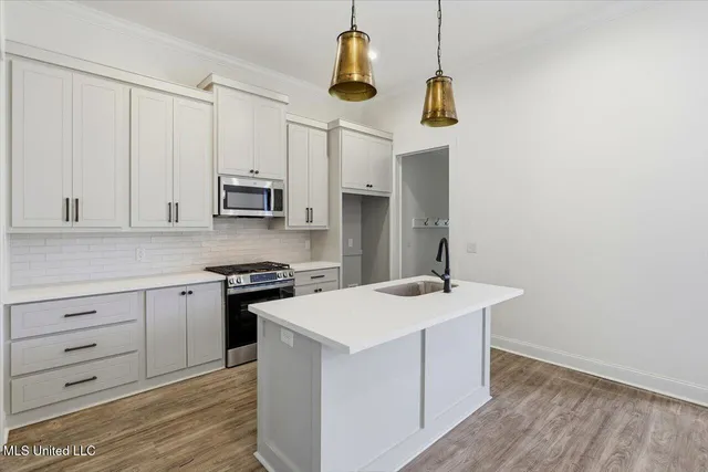 $354,900 | 221 Jasmine Cove Circle, Brandon, MS 39042