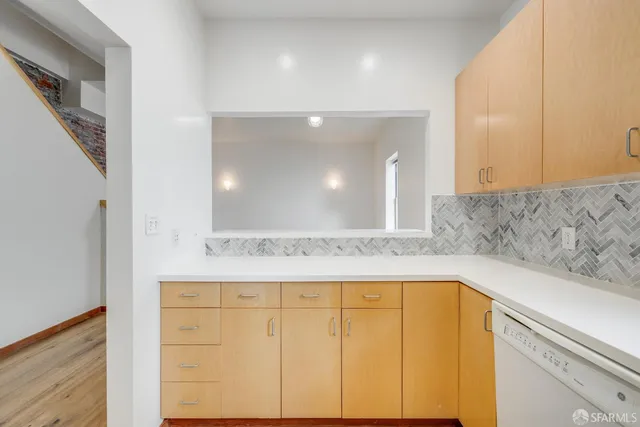 $2,999,000 | 883 Sacramento Street, San Francisco, CA 94108