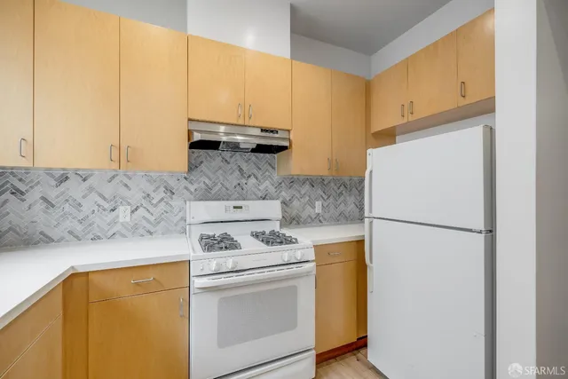 $2,999,000 | 883 Sacramento Street, San Francisco, CA 94108