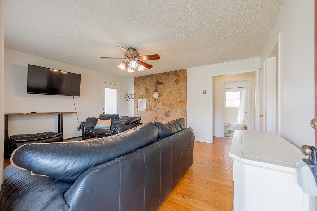 2060 Delhart Road Galax, VA 24333 - Photo 14 of 73 Gallery Image 14
