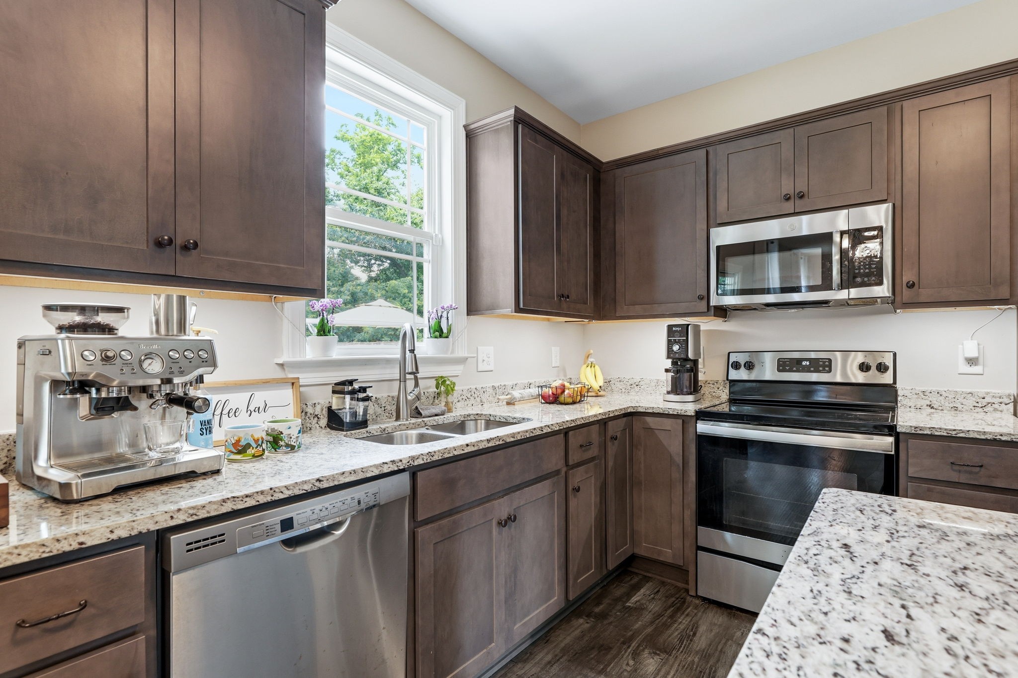 304 Cadet Court Spring Hill, TN 37174 - Photo 8 of 57