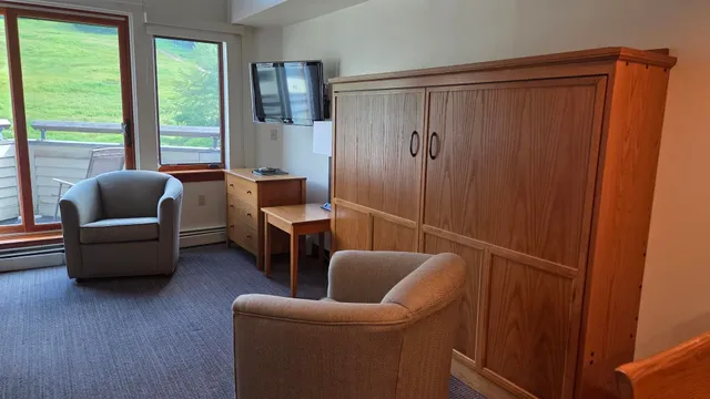 $27,500 | 90 Loon Mountain Road, Unit 1325D, Lincoln, NH 03251