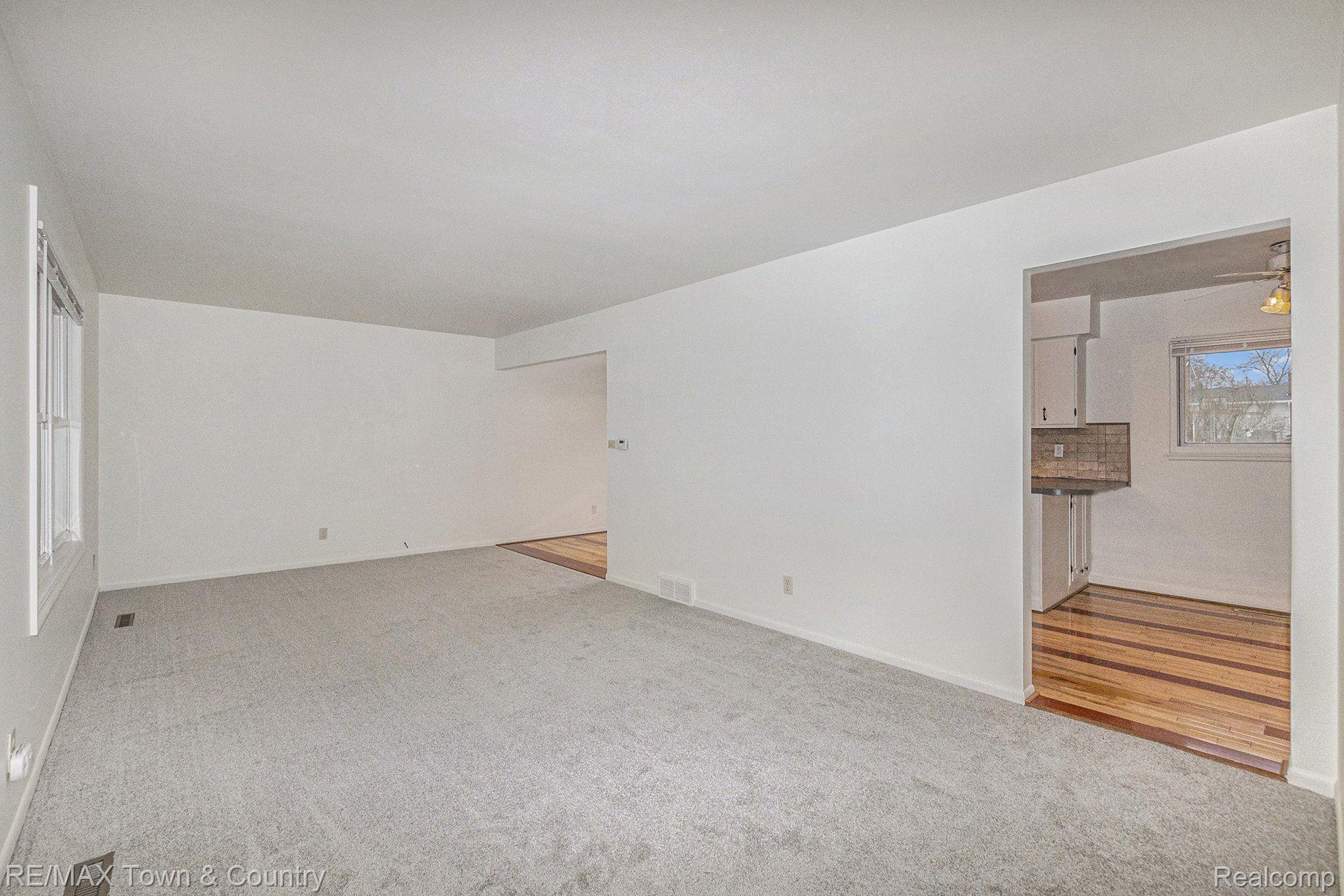 537 Spring Lane Flushing, MI 48433 - Photo 5 of 30
