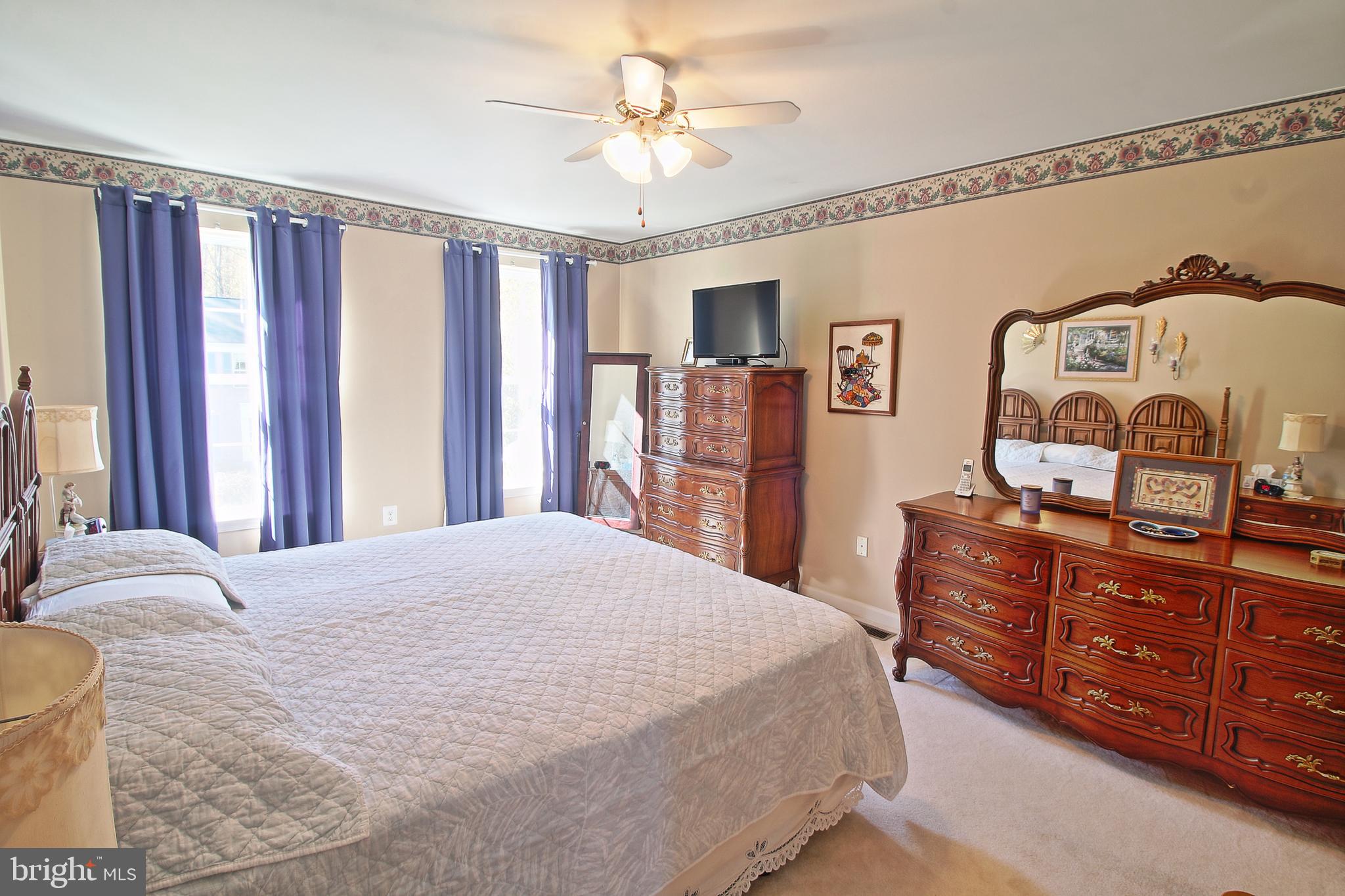 8532 Ellicott View Road Ellicott City, MD 21043 - Photo 22 of 54 Master Bedroom