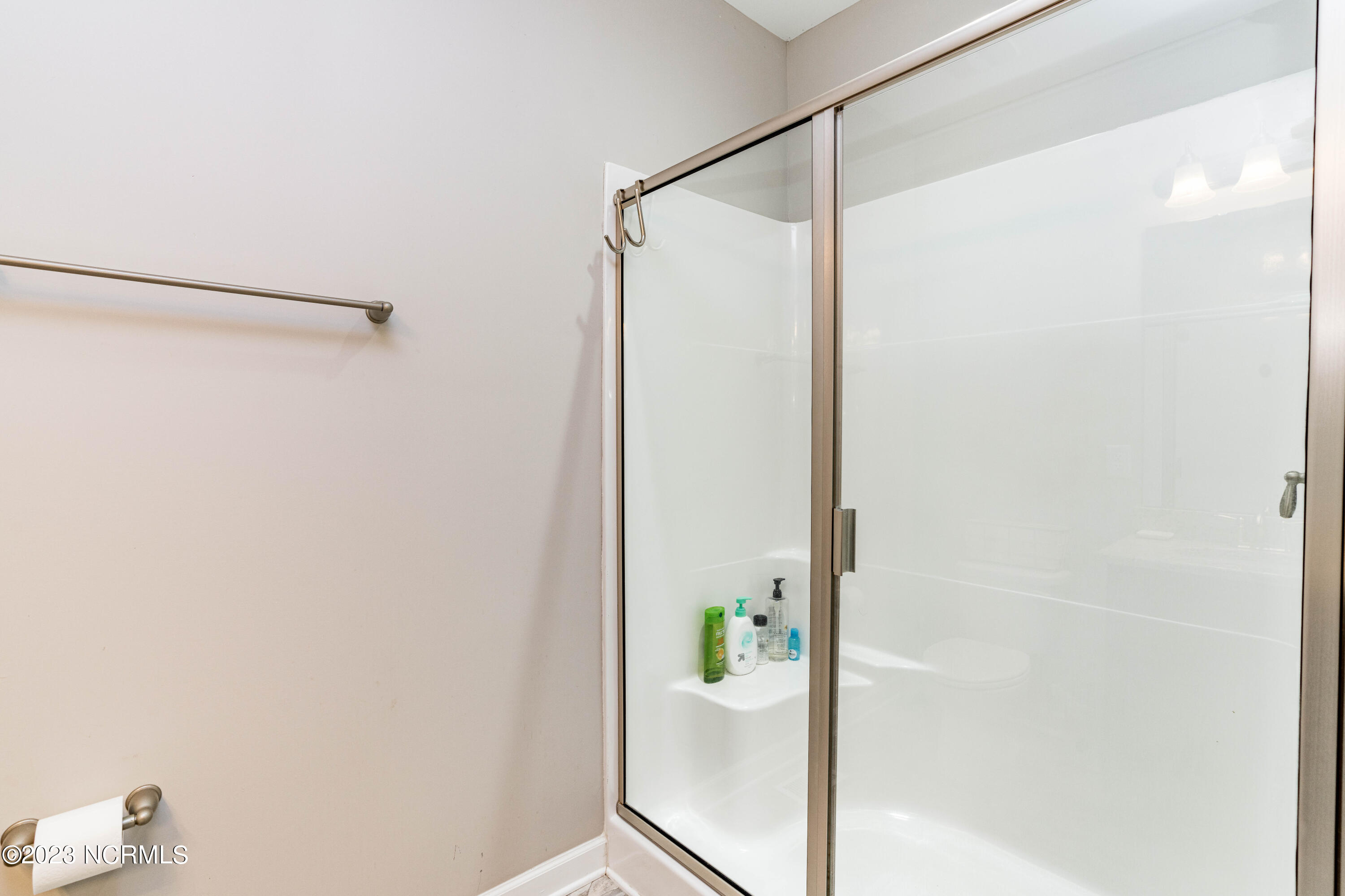 11565 Barnes Road Middlesex, NC 27557 - Photo 14 of 25 11565 Barnes Master Shower