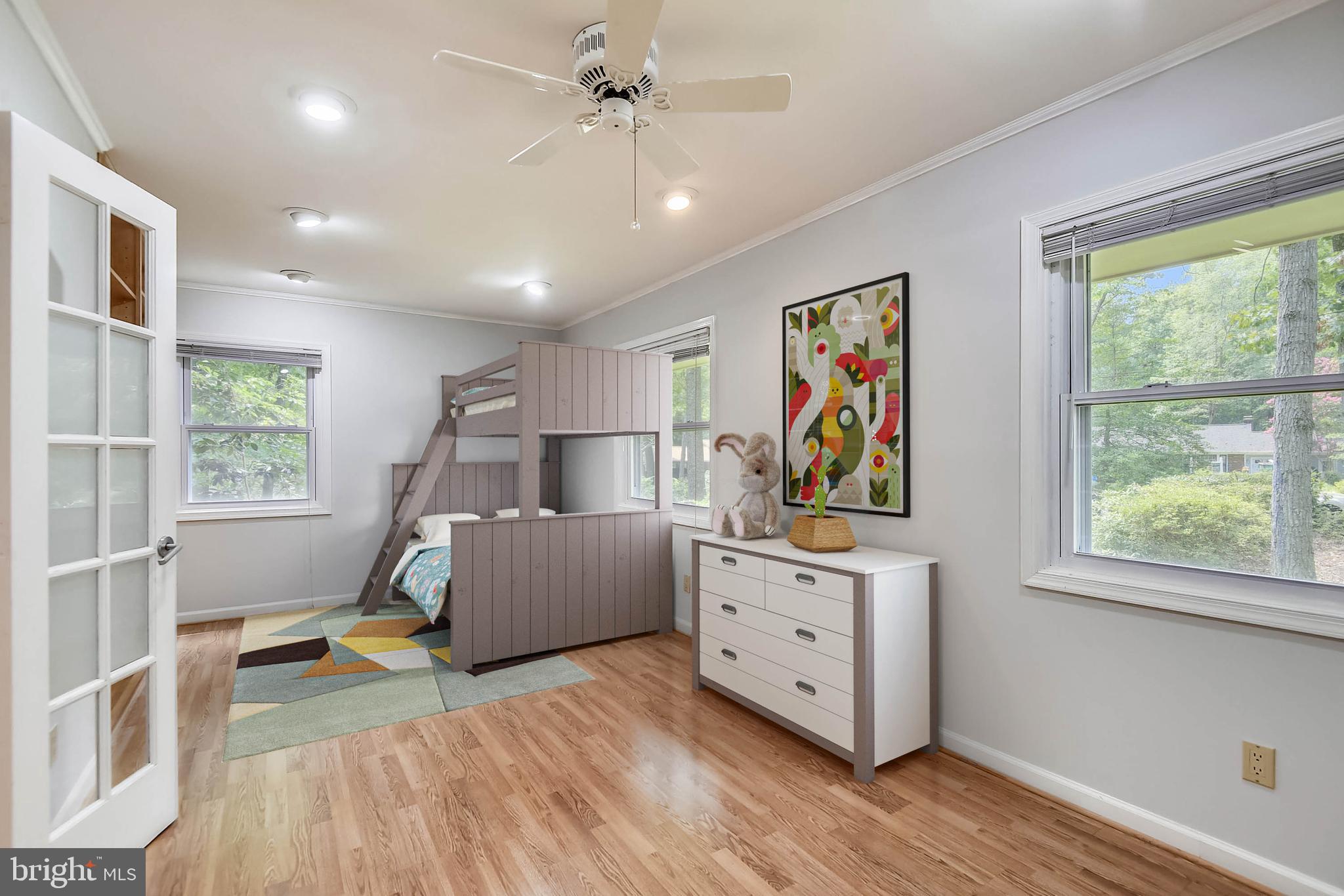 2405 Paddock Lane Reston, VA 20191 - Photo 16 of 50 Huge secondary bedroom on main