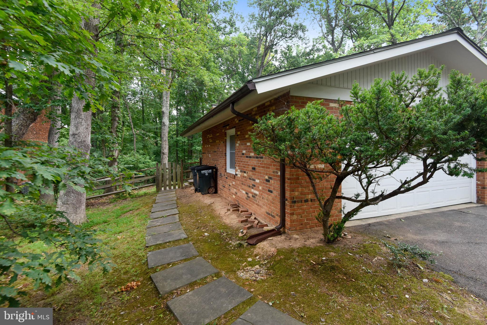 2405 Paddock Lane Reston, VA 20191 - Photo 43 of 50 Left side of house.