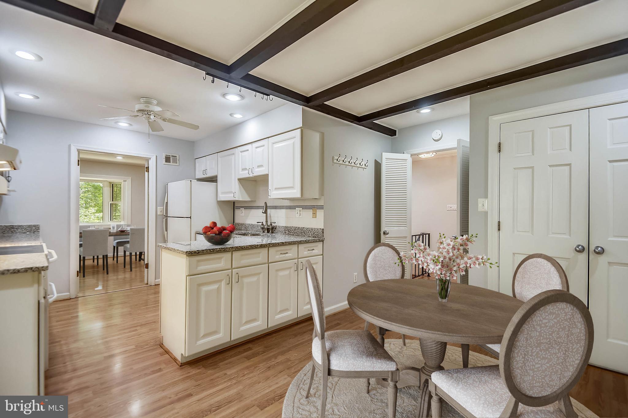 2405 Paddock Lane Reston, VA 20191 - Photo 7 of 50 Eat in kitchen