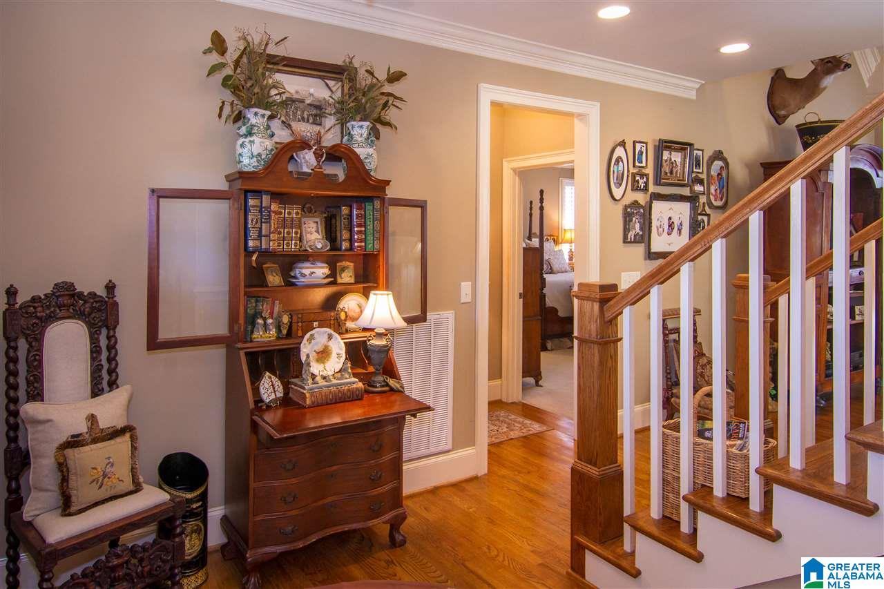 1040 Parkwood Road Birmingham, AL 35242 - Photo 16 of 49