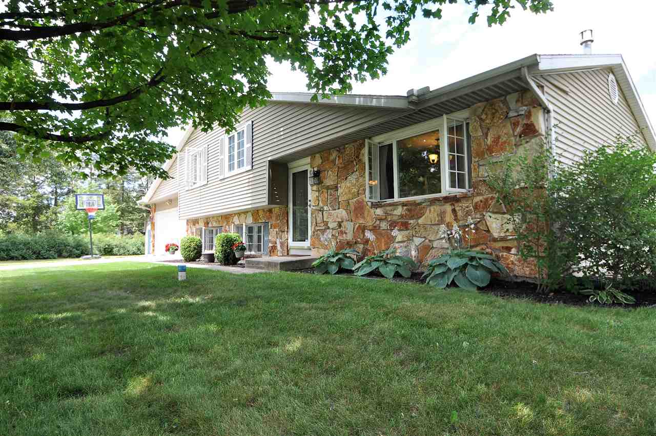 11037 Edison Road Osceola, IN 46561 - Photo 3 of 31 Gallery Image 3