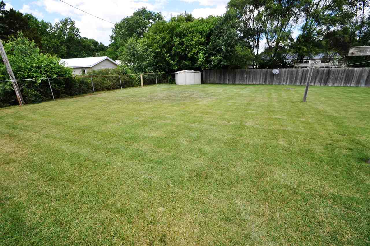 11037 Edison Road Osceola, IN 46561 - Photo 27 of 31 Gallery Image 27