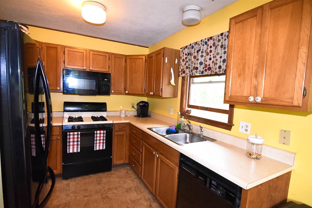 17 Cider Hill Road Rochester, NH 03867 - Photo 7 of 25
