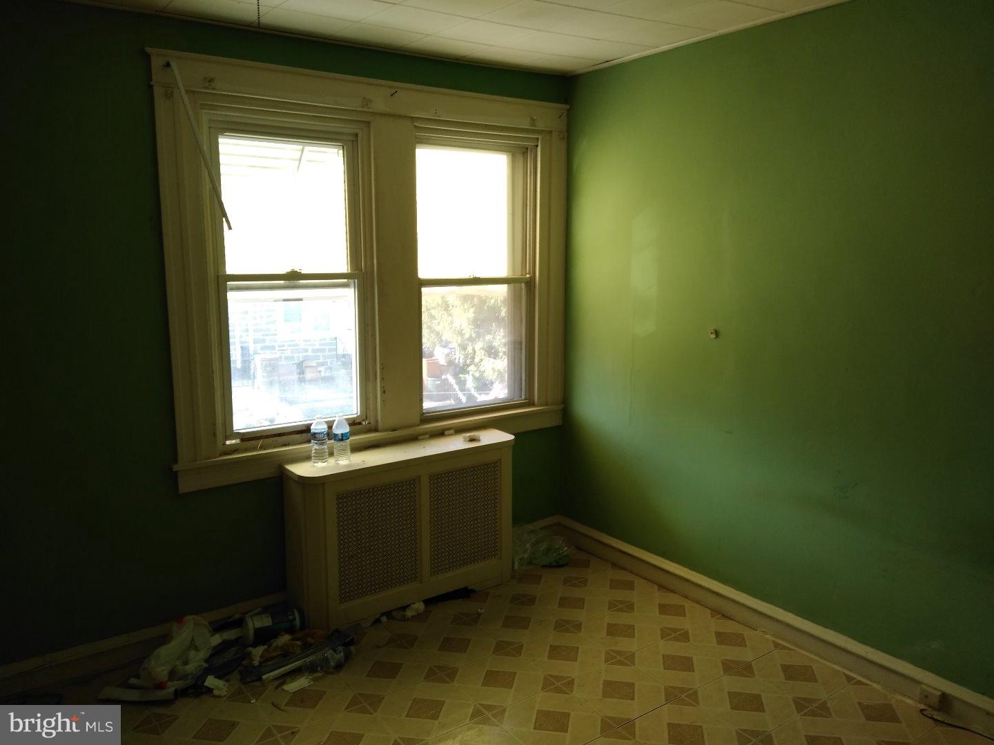 443 Timberlake Road Upper Darby, PA 19082 - Photo 5 of 8