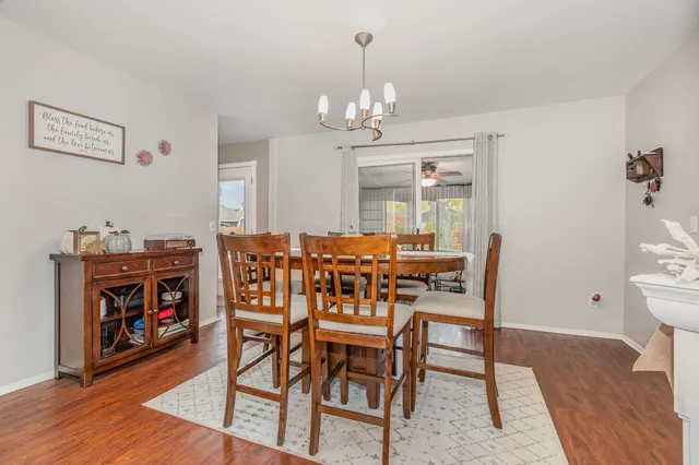 $299,900 | 30 Field Point Road, Montgomery, IL 60538