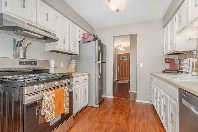 $299,900 | 30 Field Point Road, Montgomery, IL 60538