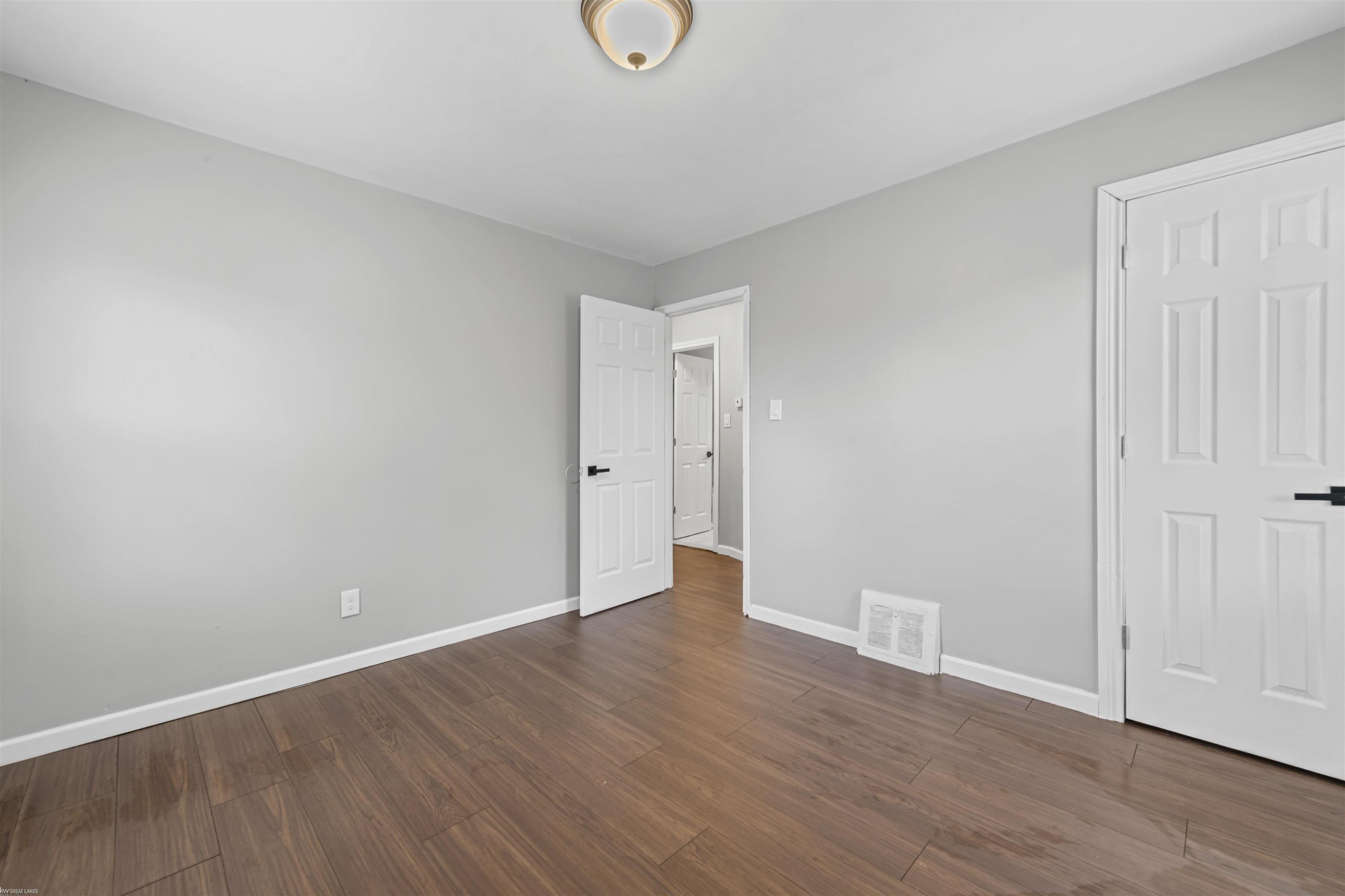 14804 Burt Road Detroit, MI 48223 - Photo 7 of 8